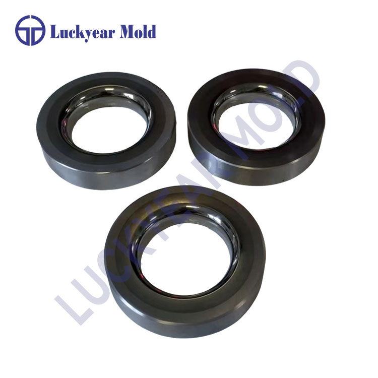 कार्बाइड स्ट्यान्डर्ड डाइजका कोटिहरू के हुन्?